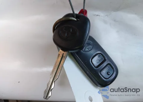 2006 Toyota Highlander V6 z USA, uszkodzony, nr VIN JTEEP21A160180808